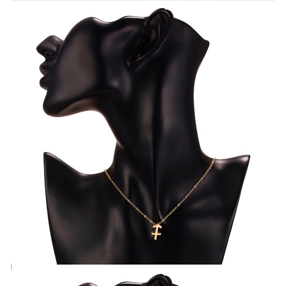 NWT Cancer Gold Zodiac Sign Charm Necklace - Picture 2 of 3